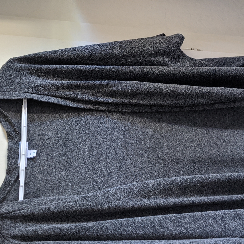Cardigan - Picture 2 of 4